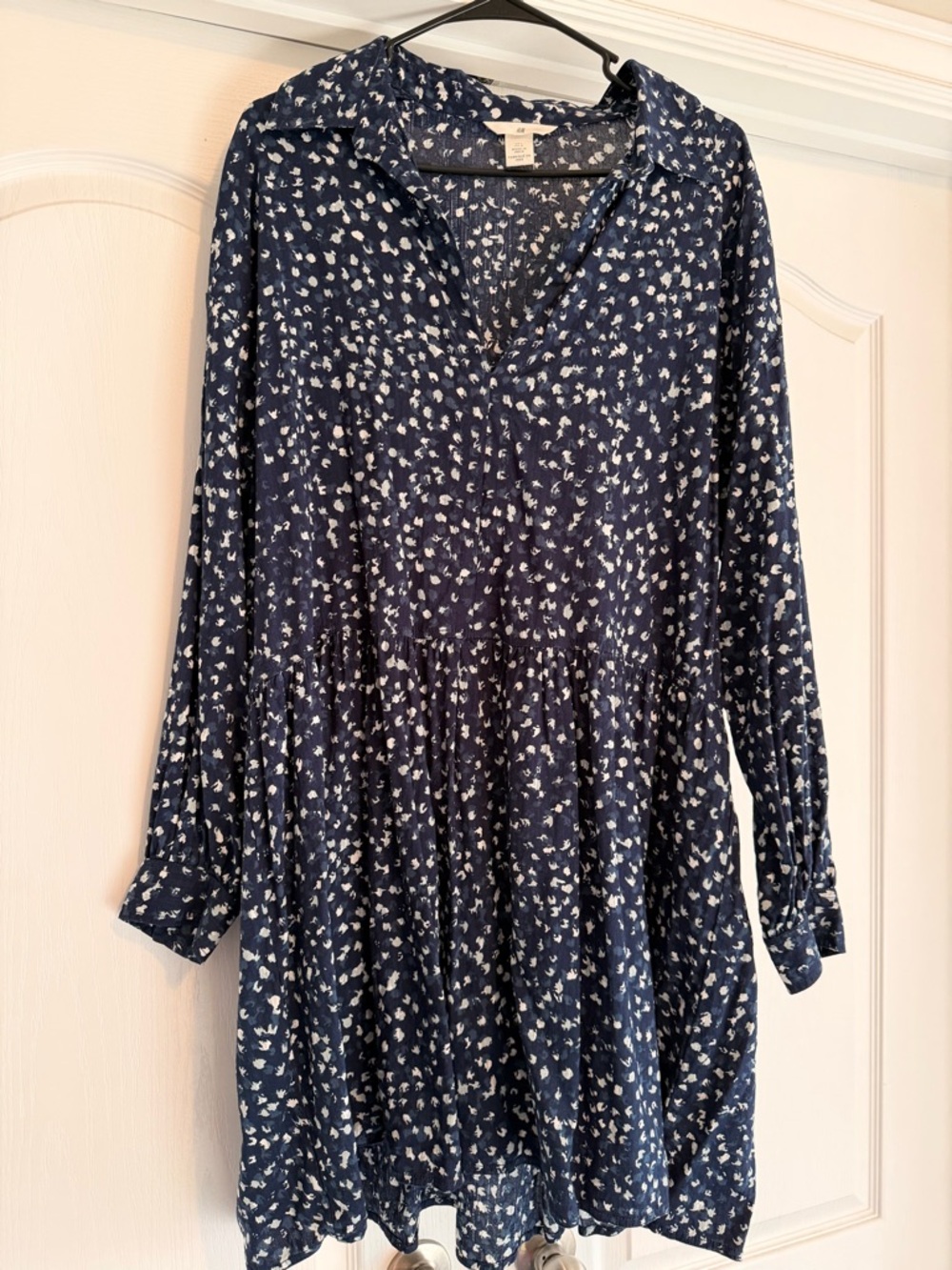 H&M Women's Navy Blue Printed Long-Sleeve Tunic Top